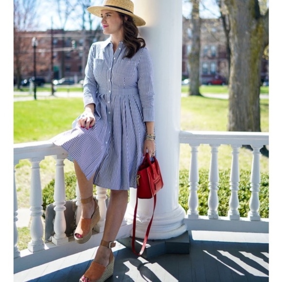 Eliza J Dresses & Skirts - Eliza J Striped Shirtdress w/ Pockets